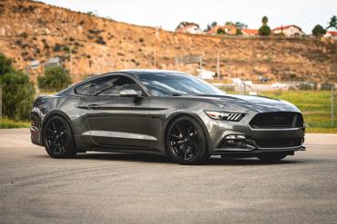 Mustang with Eibach Damper Kit