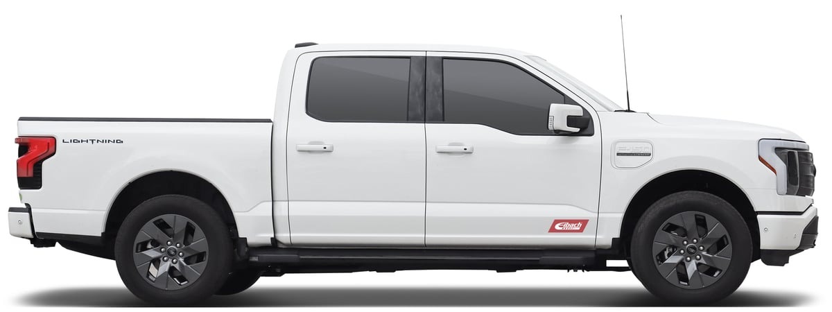 2022-2023 Ford F-150 Lightning (Extended Range Battery) sideview after lowering
